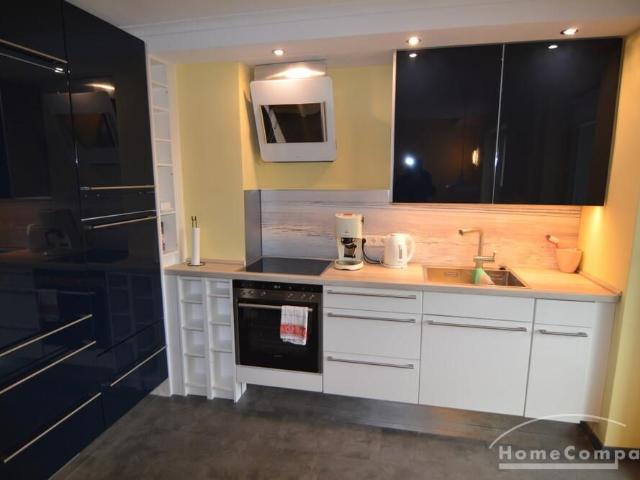 Gorgeous 2 Bedroom Flat near CAU in Kiel, Balcony & Furnished