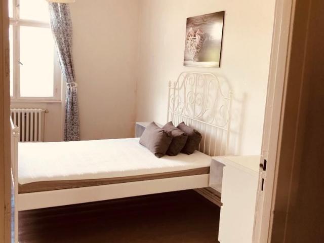Gorgeous 2,5 rooms flat in lovely area, 2 minutes from SBahn Friedenau, Berlin Amsterdam Apartments for Rent