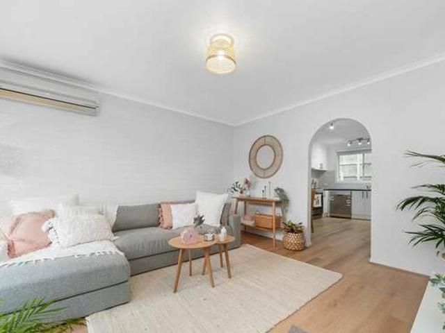 Gorgeous 2Bedroom Bayside Gem