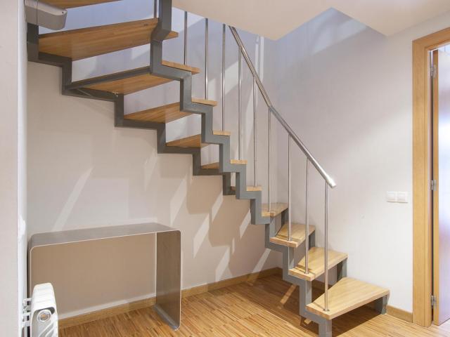Gorgeous 3 bedroom apartment in modern El Putxet