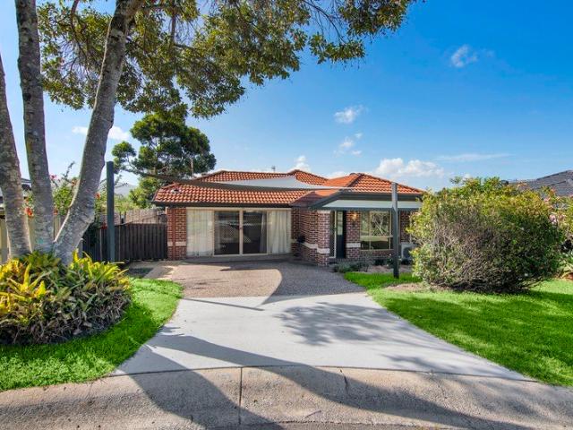 Gorgeous 3 Bedroom Home in Quiet Cul De Sac