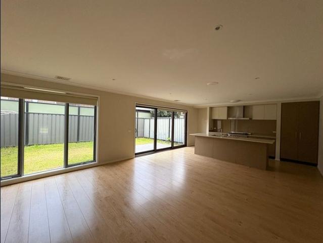 Gorgeous 3 Bedroom Located in the Heart of Mernda *APPLY FOR THIS PROPERTY NOW