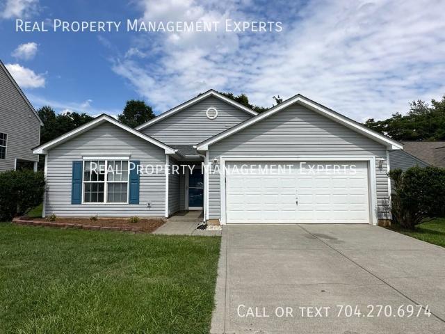 Gorgeous 3 BR/ 2 BA Ranch in Mooresville!