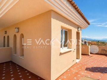 Gorgeous Townhouse in La Vizcaronda, La Duquesa