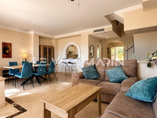 Gorgeous Townhouse in La Vizcaronda, La Duquesa