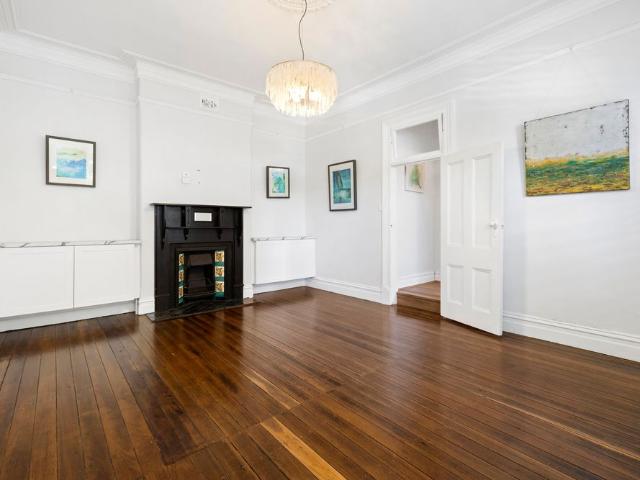 Gorgeous Versatile Living Opportunity