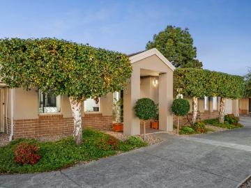 Gorgeous Views, Great Spaces, Complete Contentment