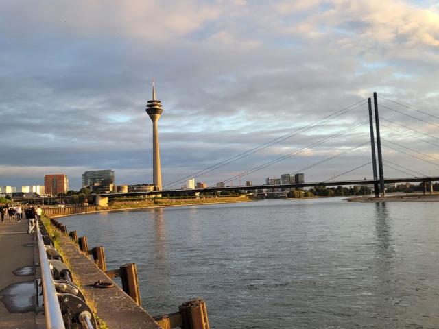Gorgeous and amazing flat, Dusseldorf Amsterdam Apartments for Rent