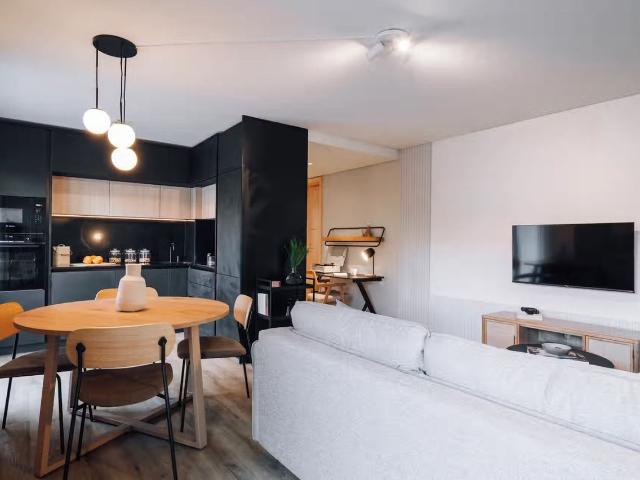 Gorgeous and amazing studio conveniently located, München, Munchen Amsterdam Apartments for Rent