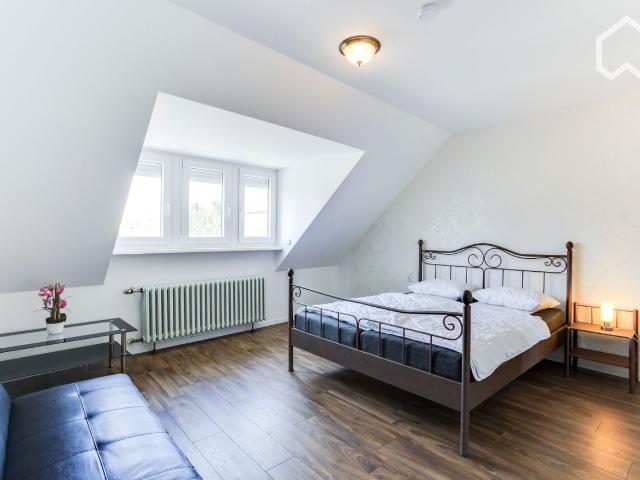 Gorgeous and fashionable home in Köln, Koln Amsterdam Apartments for Rent