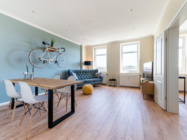 Gorgeous and lovely studio 2 Bedrooms near Elbe River, Dresden Amsterdam Apartments for Rent