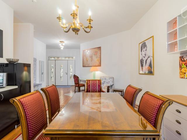Gorgeous and spacious apartment located in Altglienicke, Berlin Amsterdam Apartments for Rent