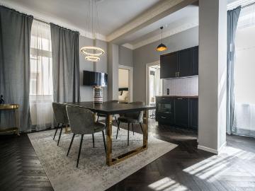 Gorgeous apartment in a GREAT location, Frankfurt Amsterdam Apartments for Rent