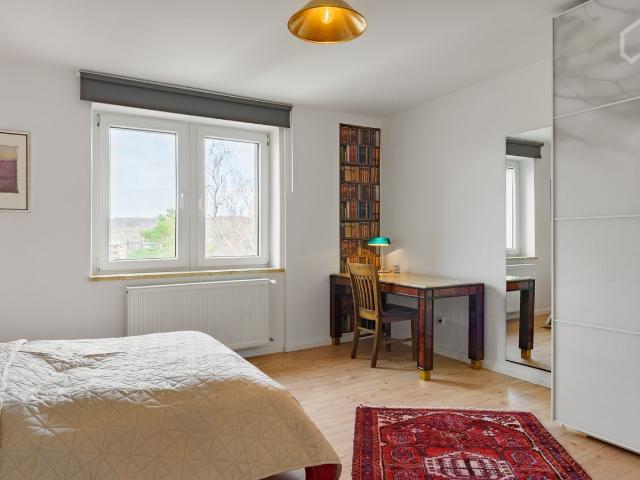 Gorgeous, awesome suite in Duisburg, Duisburg Amsterdam Apartments for Rent