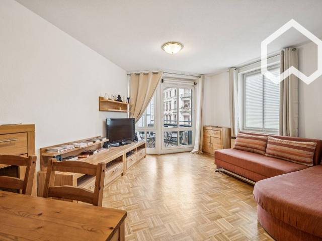 Gorgeous, bright apartment in Dresden, Dresden Amsterdam Apartments for Rent