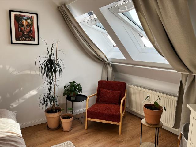 Gorgeous bright top floor apartment in Moabit