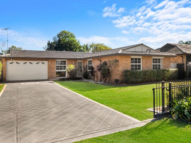 GORGEOUS FAMILY HOME
