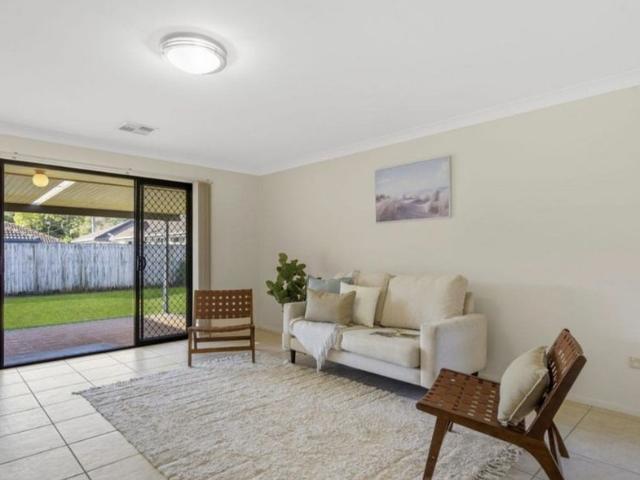 Gorgeous Family Home with Aircons in Quiet Cul de Sac