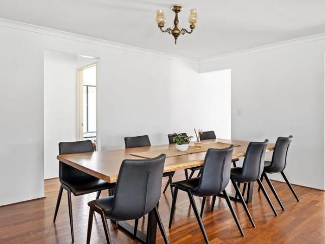 Gorgeous family home at the palm of your hand