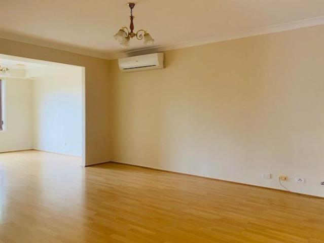 GORGEOUS FAMILY HOME CHERRYBROOK HIGH CATCHMENT
