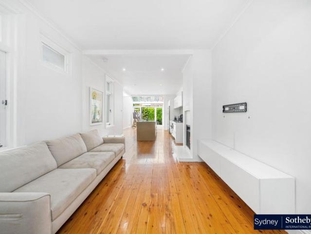 Gorgeous Family Home In A Prized Double Bay Cul De Sac