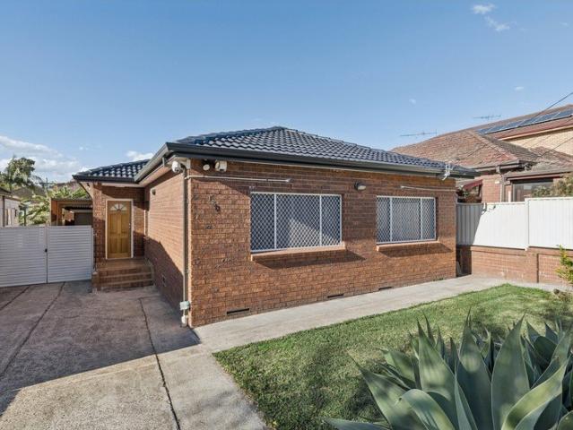 Gorgeous family home offering comfort and convenience