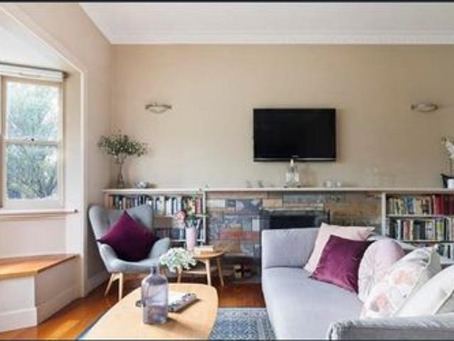 Gorgeous Family Home Short term lease!