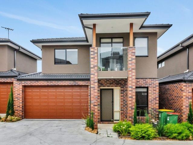 Gorgeous Family Living Townhouse in Pakenham