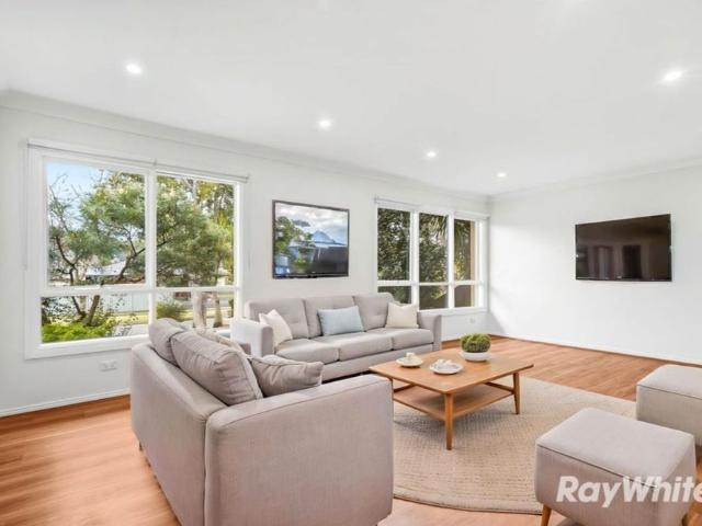 Gorgeous Five Bedroom Family Home with Expansive Outdoor Entertaining