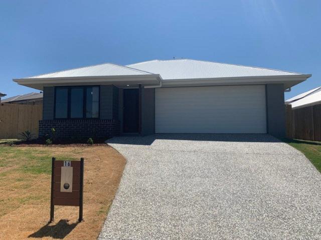 Gorgeous Four Bedroom home in Great Location!