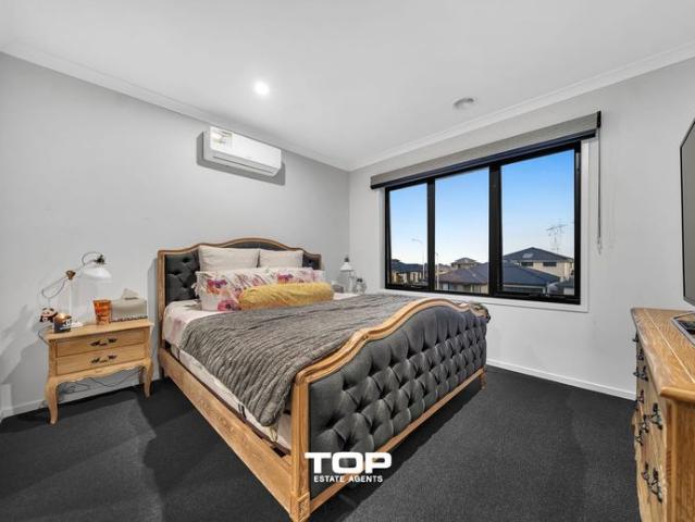 Gorgeous Four Bedroom Home in Smiths Park Estate!
