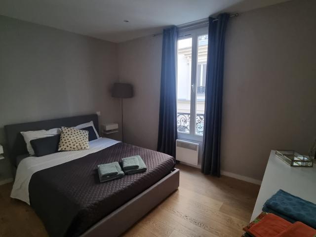 Gorgeous flat close to metro