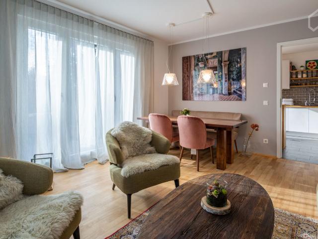 Gorgeous flat in München, Munchen Amsterdam Apartments for Rent