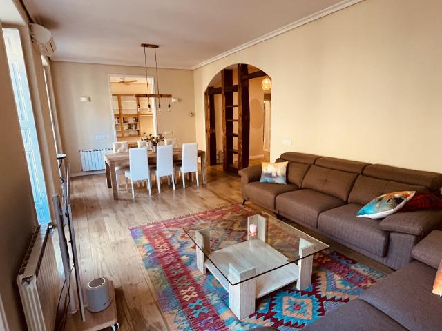 Gorgeous flat in historical center