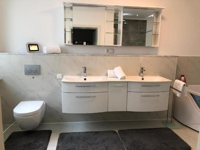 Gorgeous flat in the heart of town