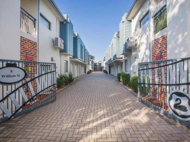 Gorgeous Fully Furnished Top Floor Apartment with Private Balcony!