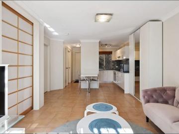 Gorgeous Furnished Apartment in Prime Location