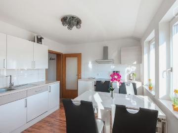 Gorgeous home in Leipzig, Leipzig Amsterdam Apartments for Rent