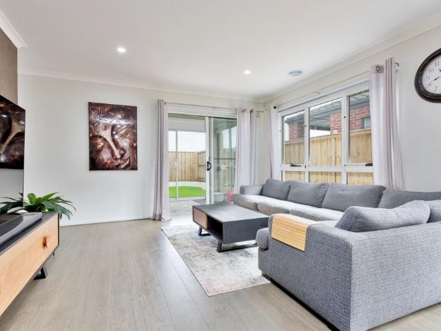 GORGEOUS MAMBOURIN HOME FOR RENT