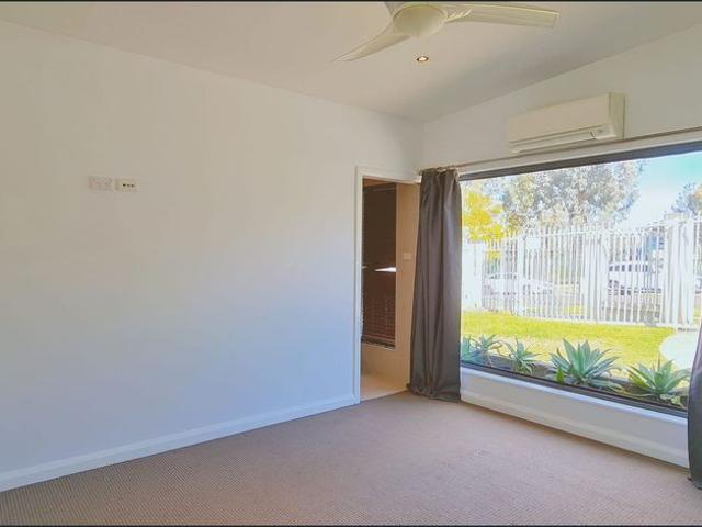 Gorgeous Modern Living in a Highly Convenient Location