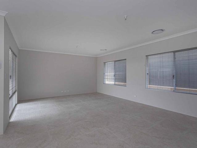 Gorgeous new home in Alara