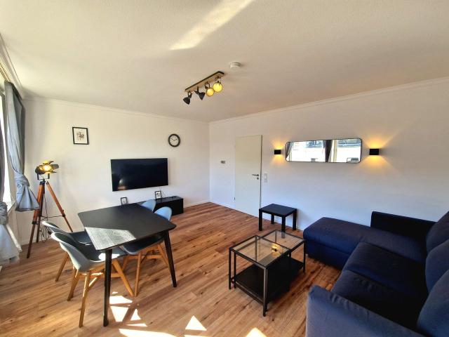 Gorgeous Place at the Nordstrasse!, Dusseldorf Amsterdam Apartments for Rent