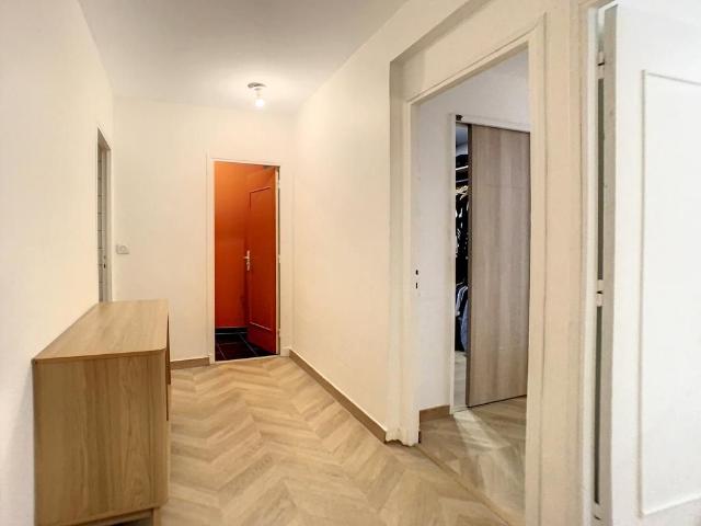 Gorgeous & pretty apartment, Paris Amsterdam Apartments for Rent