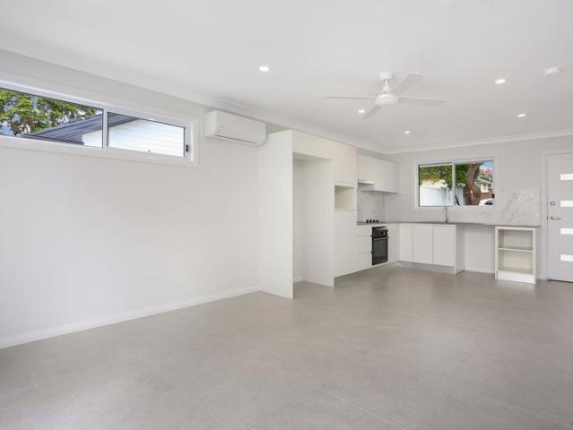 Gorgeous Street Facing Granny Flat in St Marys