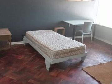 Gorgeous Student house for Ladies, right next tot the back gate of the University of the Free State