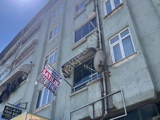 Görgülü Emlak'tan Şehrin Merkezinde Acil Satılık 2+1 Daire