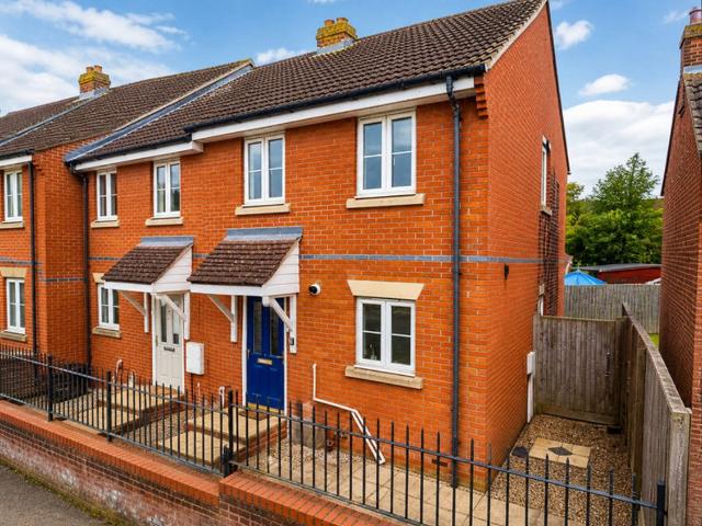 Goring Road, Colchester CO4, 3 bed end terrace house to rent, £1,650 pcm | PrimeLocation