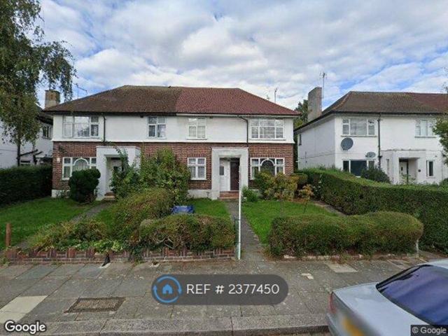 Goring Way, Greenford UB6, 2 bed maisonette to rent, £1,850 pcm | PrimeLocation