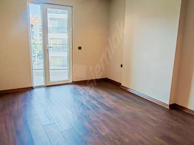 GÖRKEM ÇİÇEK GAYRİMENKULDEN PAŞACIK MAHALLESİ 2+1 SATILIK DAİRE