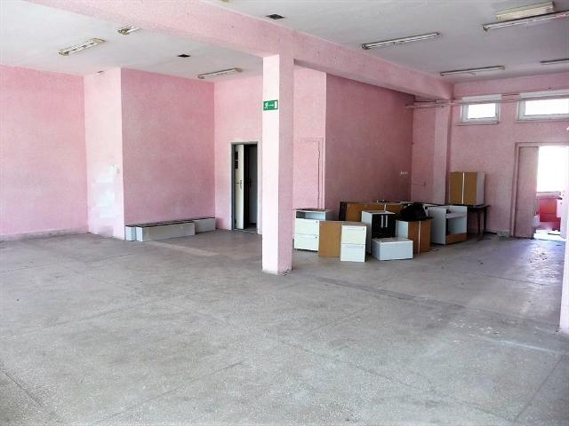 Lokal użytkowy 135 m² z witryną w Gorlicach usługi, handel